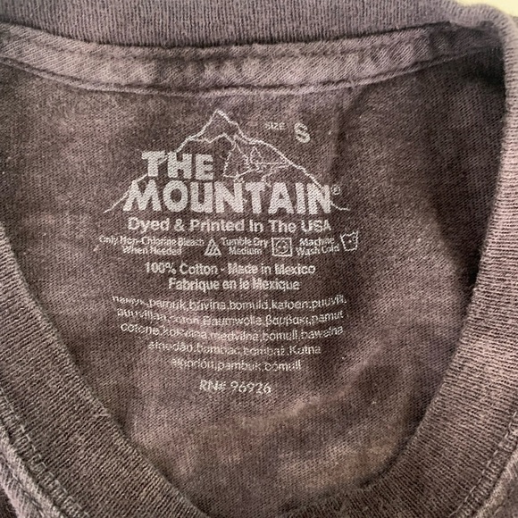 The Mountain Tie Dye Crewneck Short Sleeve Bacon Graphic Tee Size Small - Picture 4 of 4